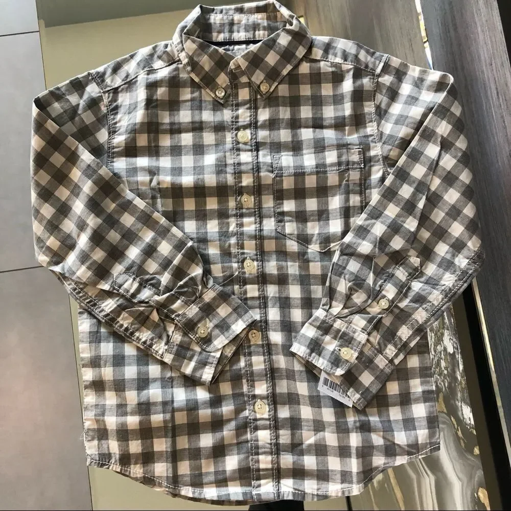 Carter’s Gray & white gingham button down shirt